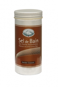 Essential oil bath salts
- Blend of mineral salts and essential oils

Original purity 100% natural
Aimed at the most discriminating customer, our essential oil bath soaks are free of preservatives and chemicals. Extracted from the very heart of the Swiss Alps, Sel des Alpes® is rich in minerals and free from pollution. Combined with essential oils, our Sel des Alpes® bath soaks will offer you a wonderfully natural experience. 

Amber Cocoon